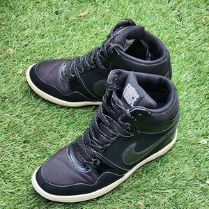 NIKE AIR FORCE - Womens Wedge Shoes - SIZE 6.5